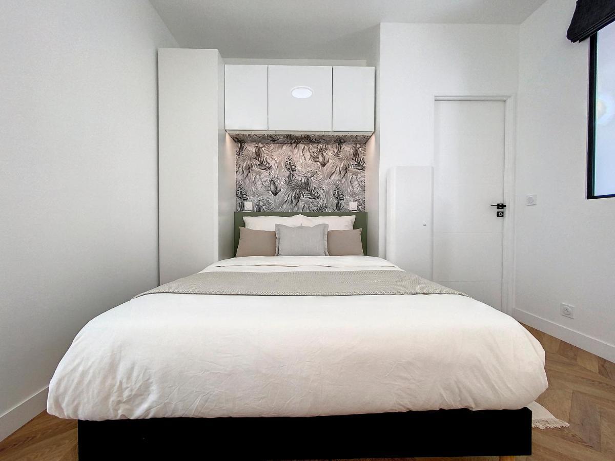 Appartchic - Appartement Standing - Plein Centre & Parking Prive Créon Dış mekan fotoğraf